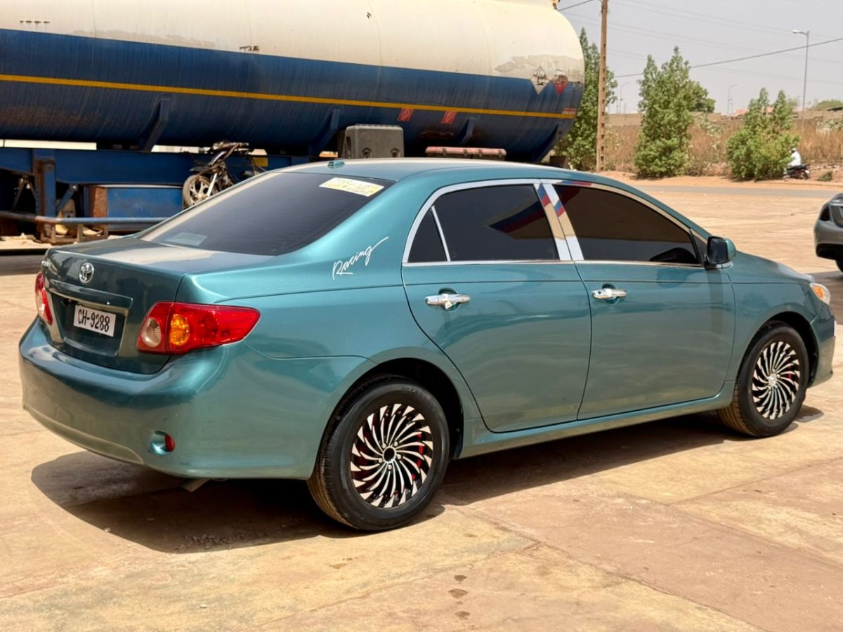 TOYOTA COROLLA LE ANNÉE 2010