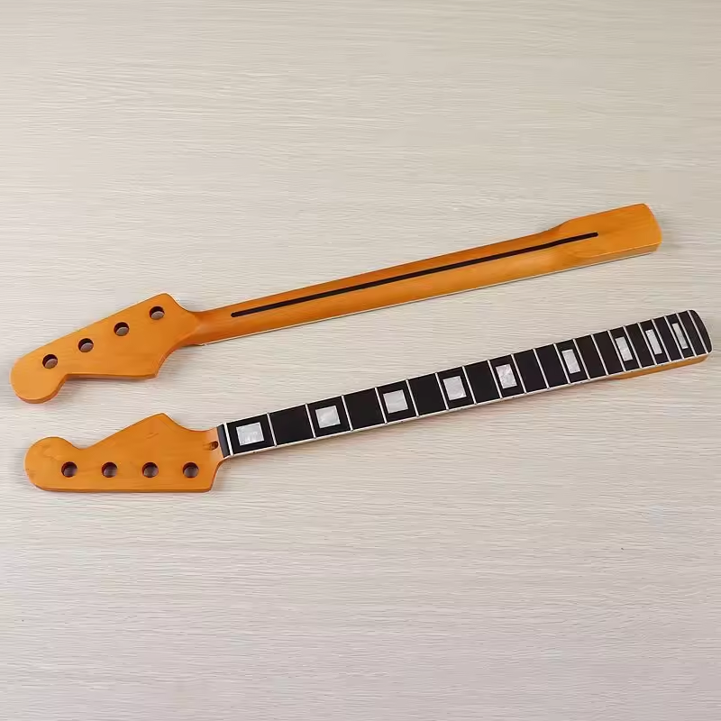 Manche de guitare basse