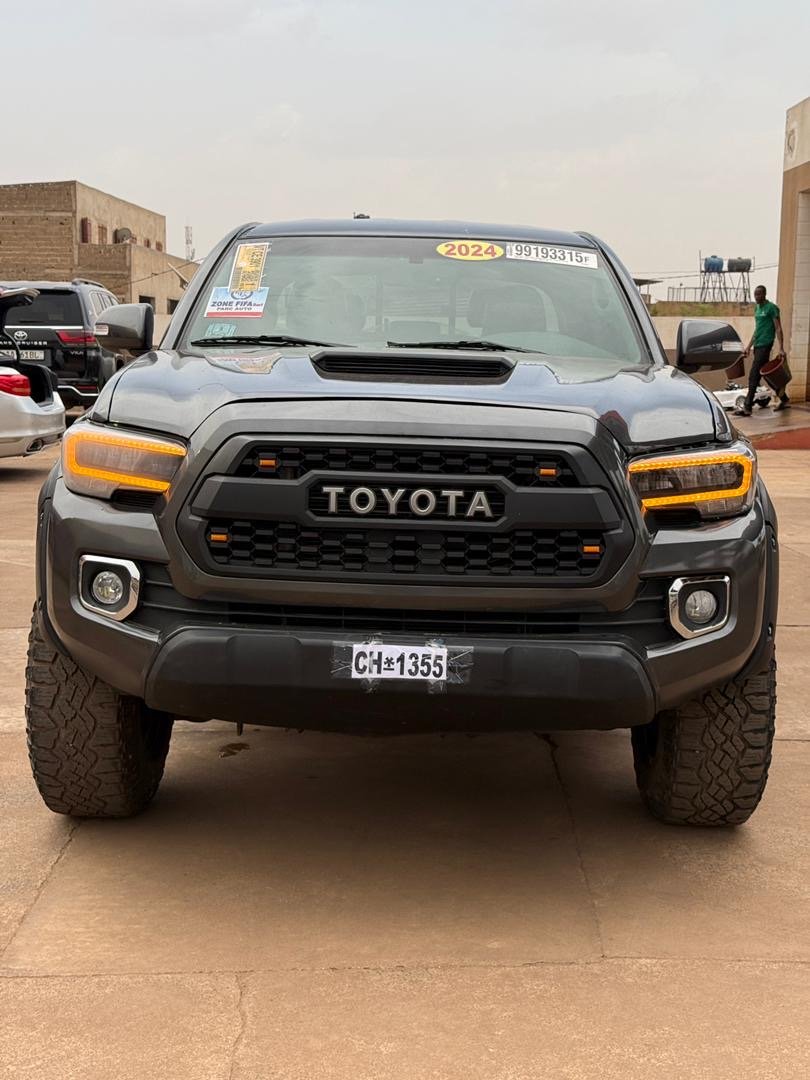 TOYOTA TACOMA ANNÉE 2011