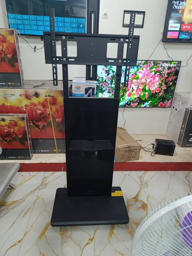 Support Tv Mobile  roulant 32" à 70"