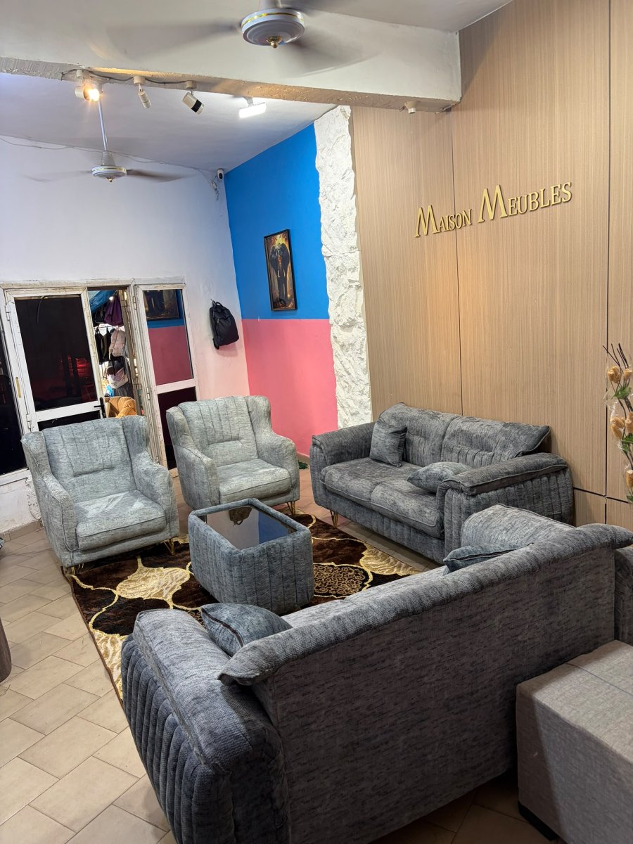 Fauteuil 8 Places 77 33 74 39