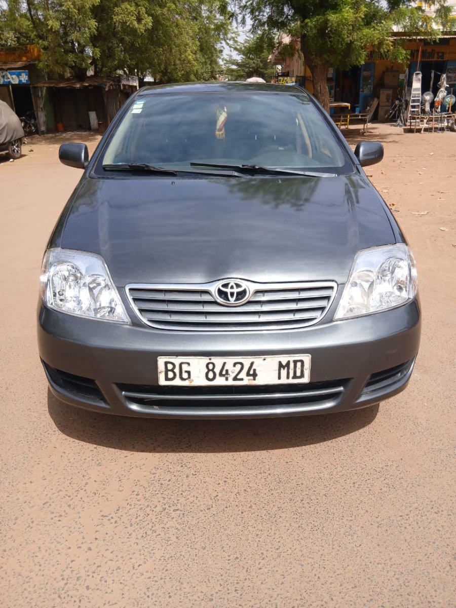 Corolla alpha, manuelle