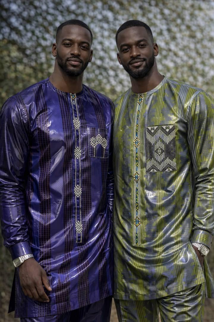 Complet tissu des hommes