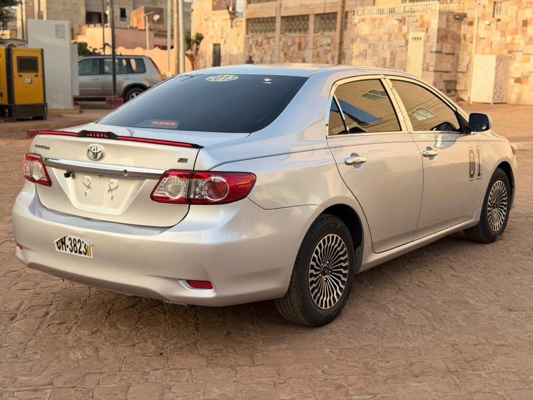 *TOYOTA COROLLA LE* *ANNÈE 2012* *AUREVOIR TOUT FINIS*