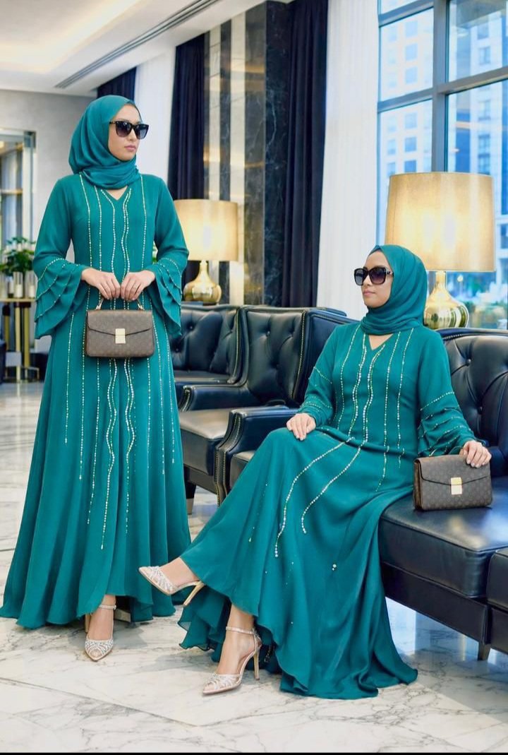 JOLIE ROBE