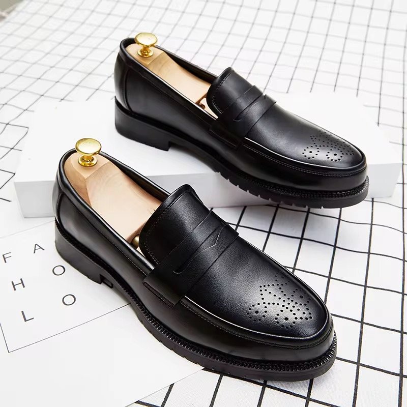L’ÉLÉGANCE À CHAQUE PAS