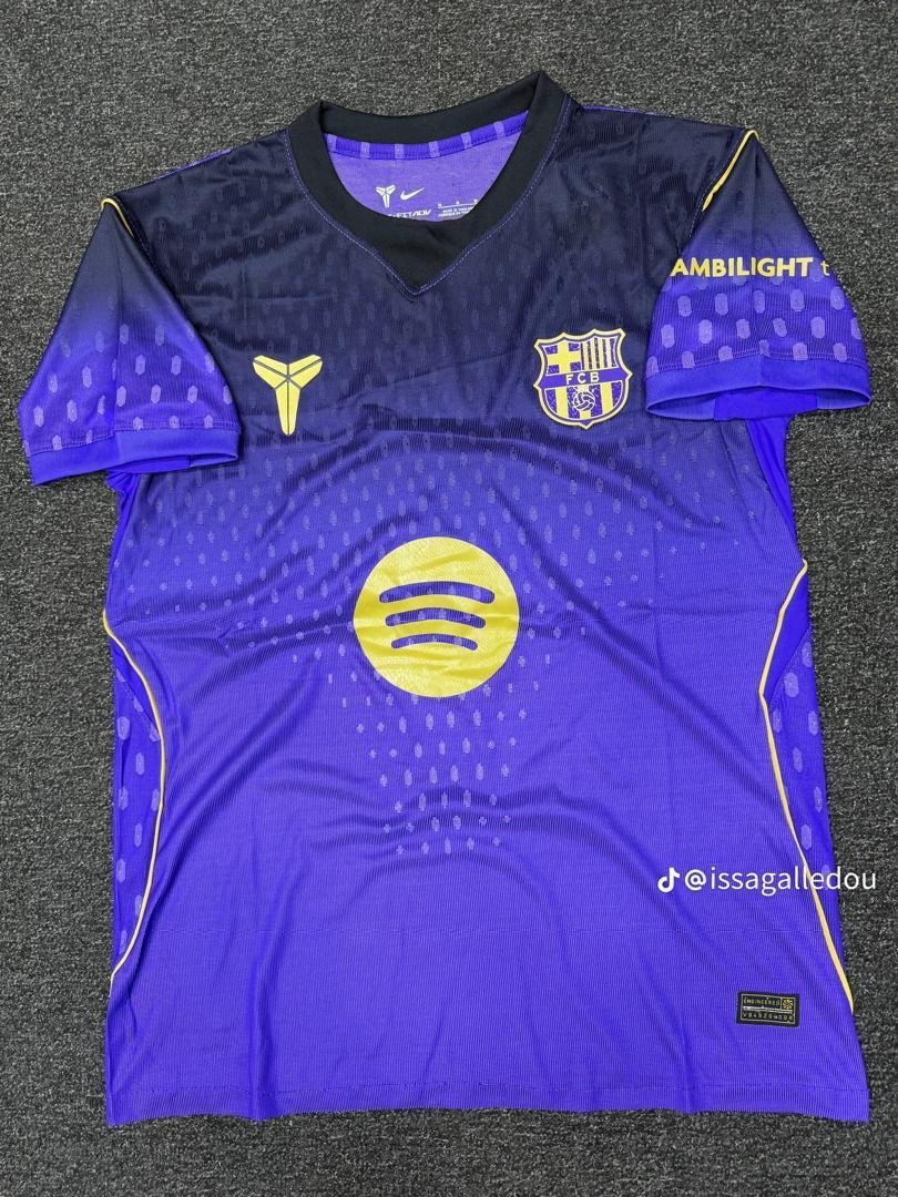 Maillot players