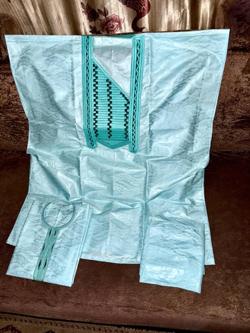 Bazin déjà cousu disponible