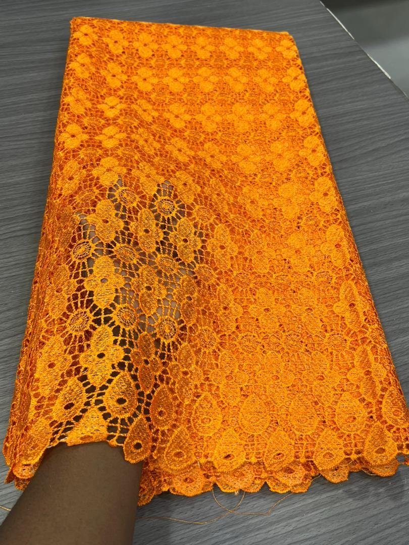 Brodé pour femme
