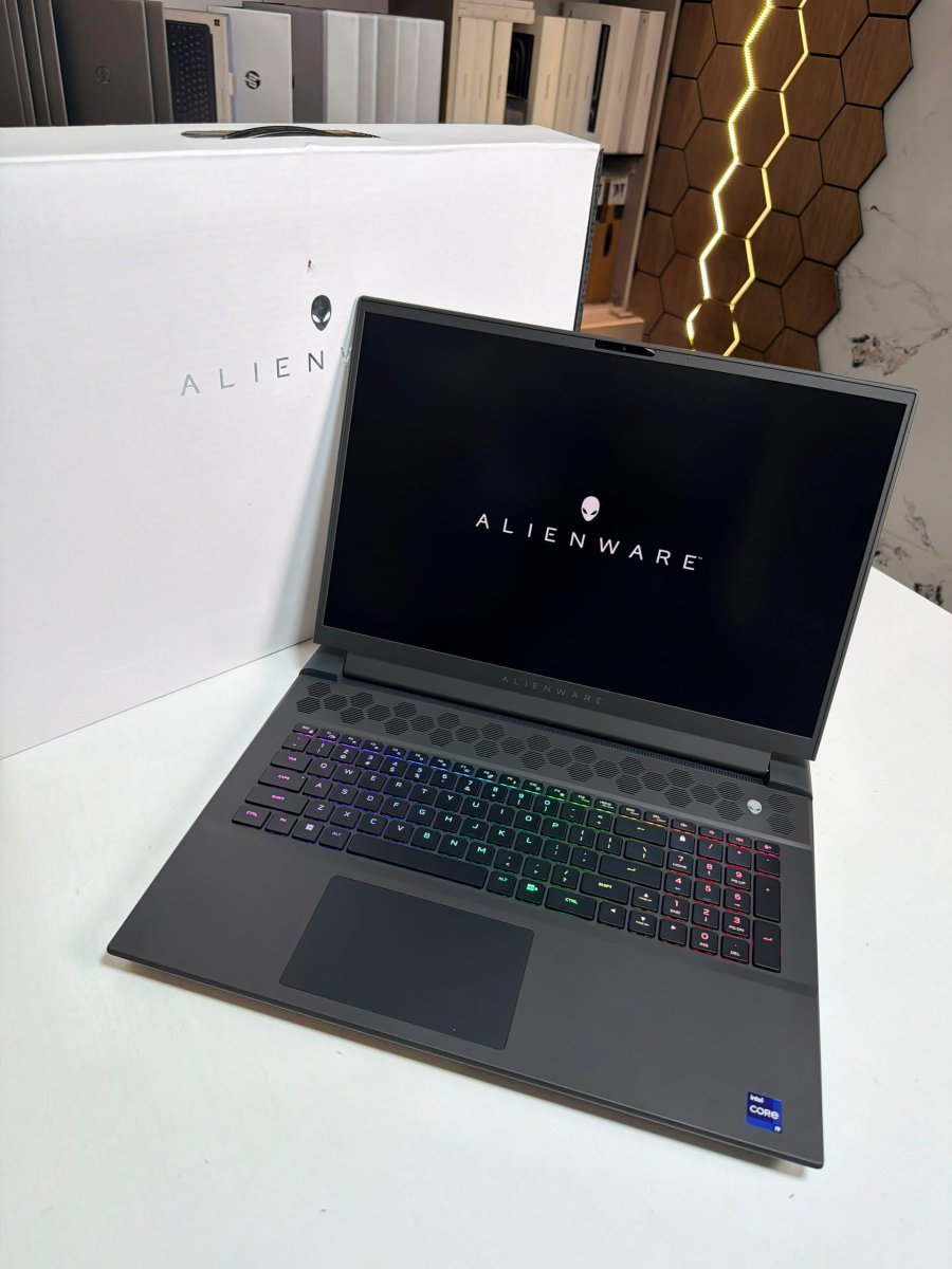 💻 Dell Alienware m18 R2