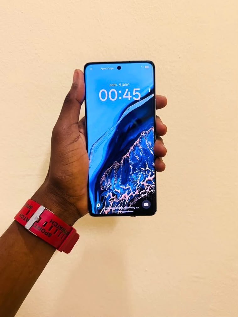 OPPO RENO11 5G ARRIVAGE