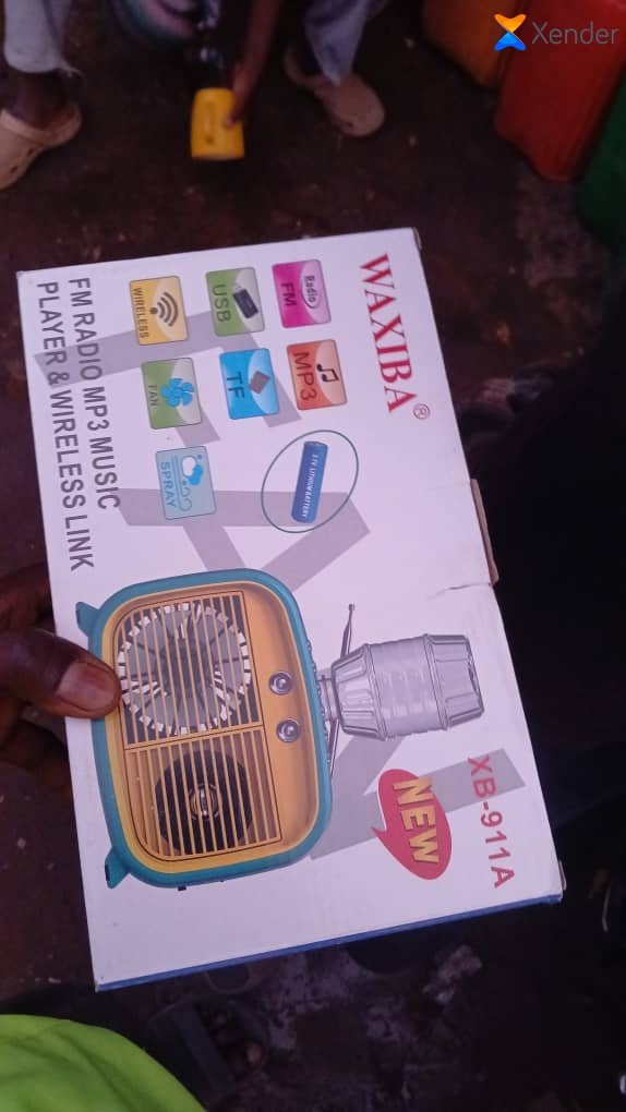 Radio avec Humidificateur et vatilateur