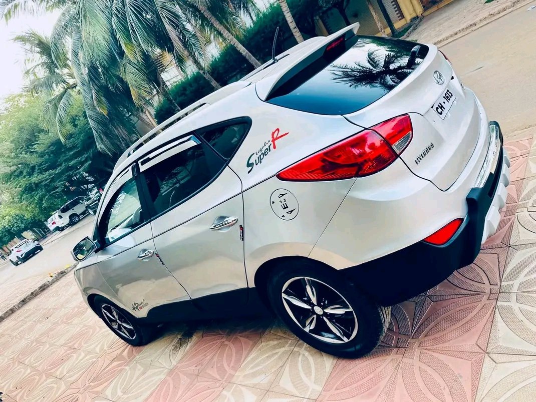 Hyundai Tucson Plaque CA 4Cylindre