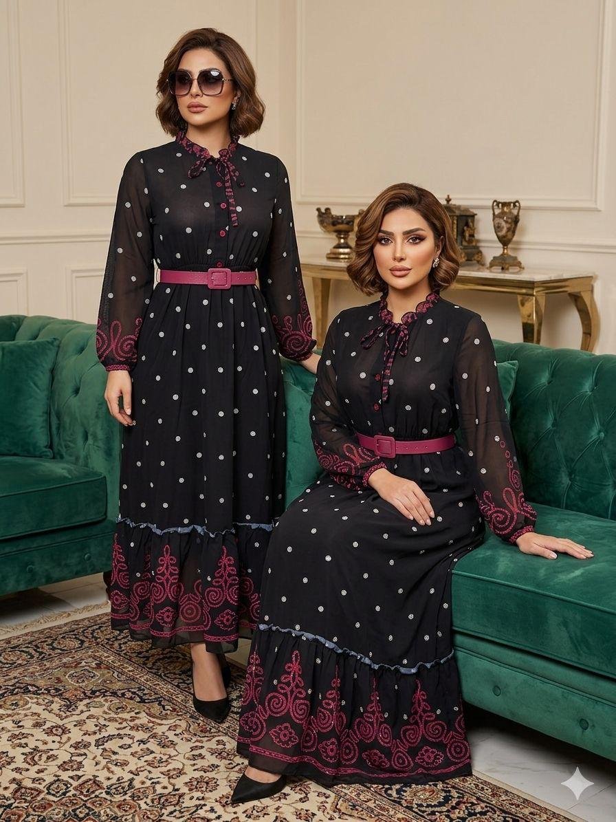 ROBE AVEC CEINTURE – ÉLÉGANCE & STYLE
