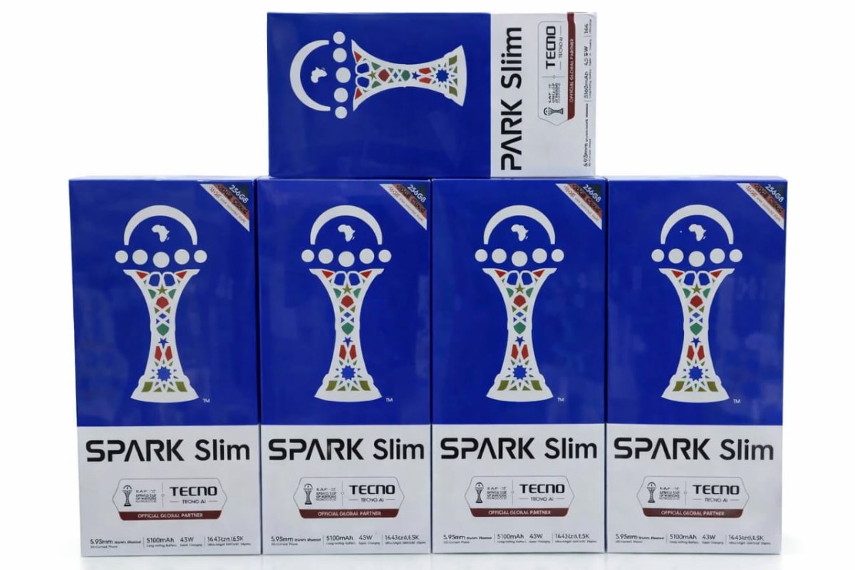 📱 Tecno Spark Slim – Carton original (256 Go)