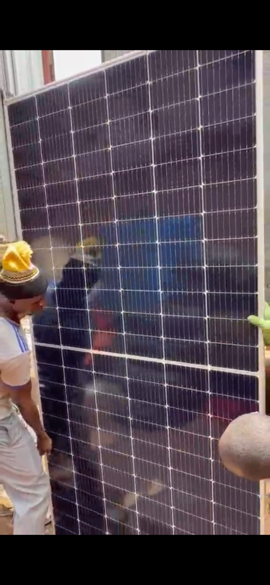 Panneaux solaires 580w