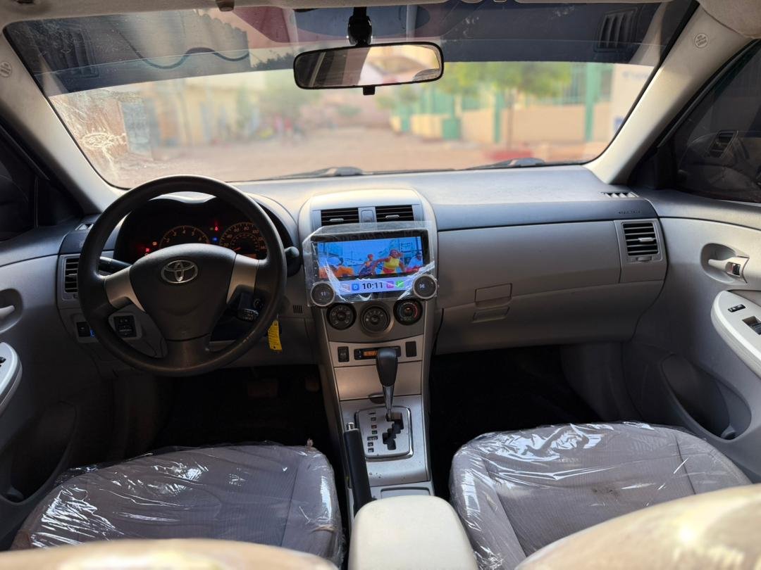 *TOYOTA COROLLA LE* *ANNÈE 2012* *AUREVOIR TOUT FINIS*
