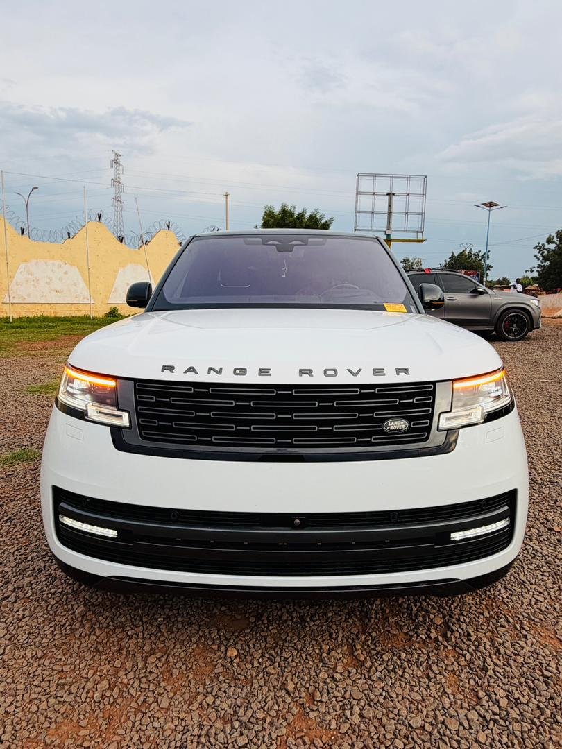 RANGE ROVER VOQUE